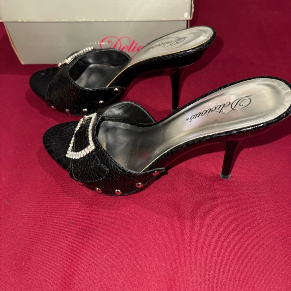 Delicious Shoes - Delicious Vintage Black Mules with Rhinestone Buckle